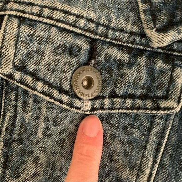 Highway jeans womens cropped sleeveless cropped denim jacket in cheetah print -L - Picture 2 of 10